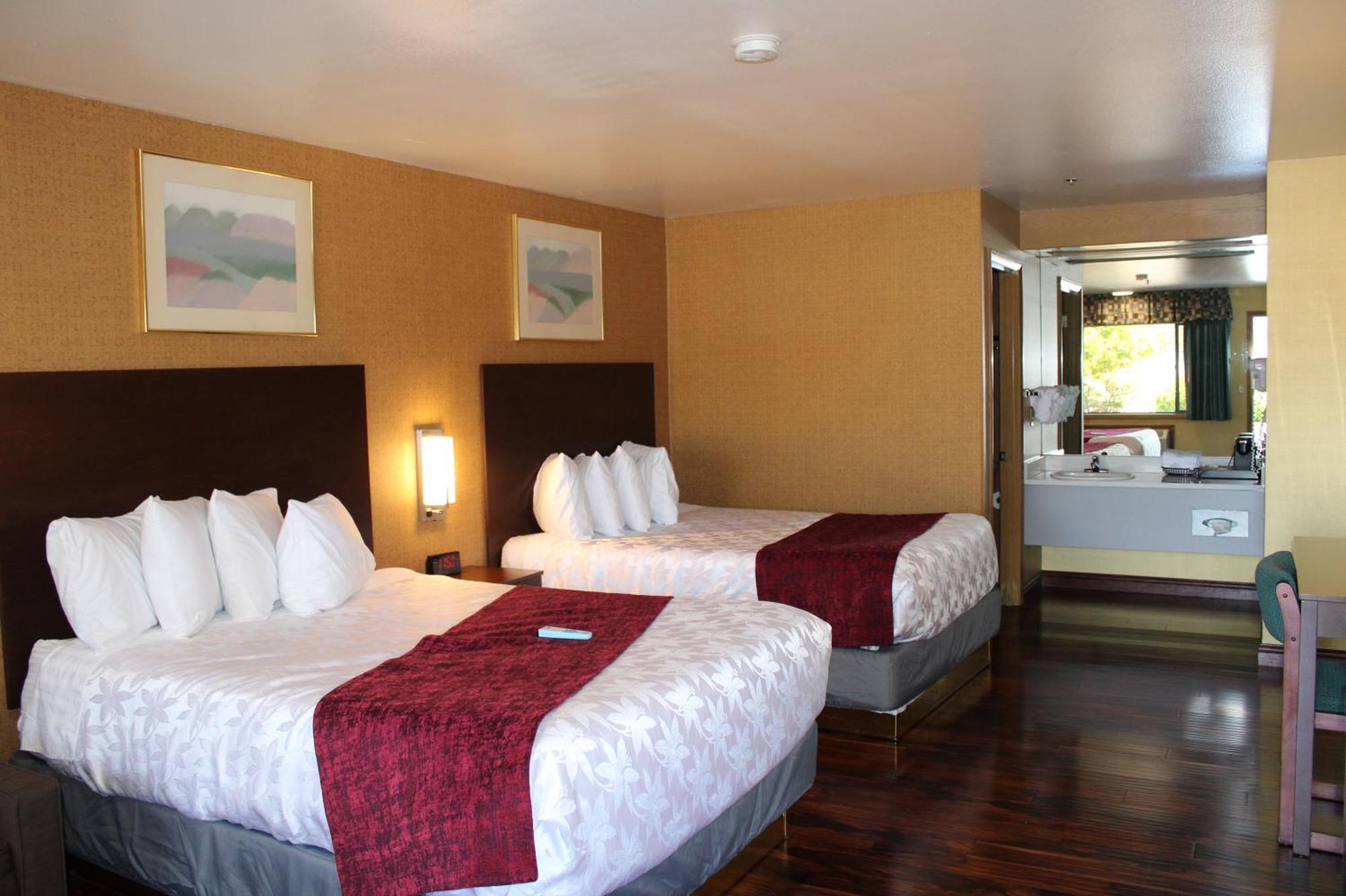 Americas Best Value Inn Phoenix Medford Фінікс Екстер'єр фото
